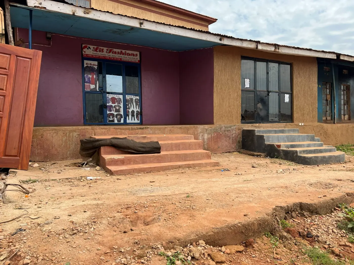 Commercial shop units, Namasuba, Wakiso: before